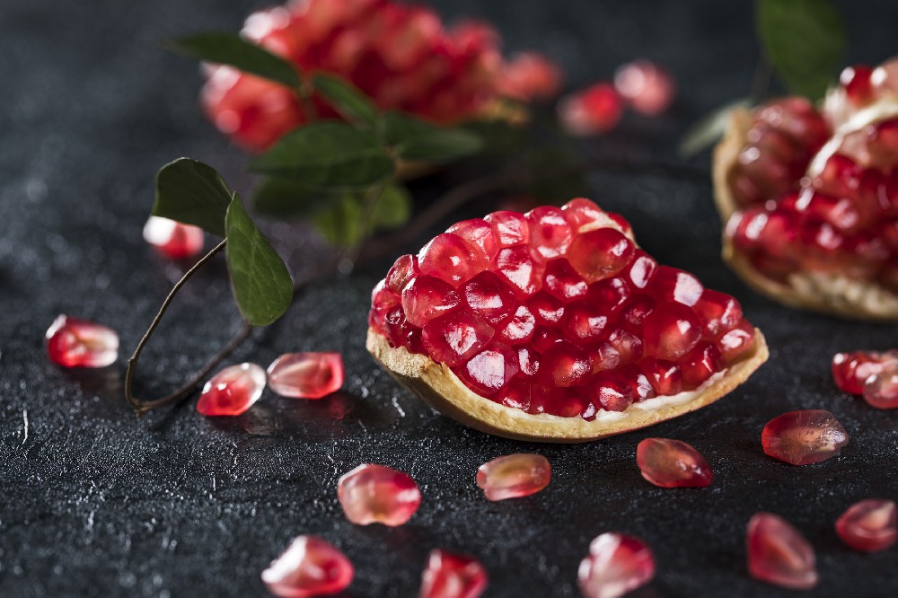 摄图网_501065430_banner_新鲜石榴（企业商用）.jpg